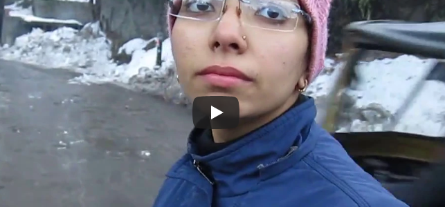 Feeling Snow of Manali