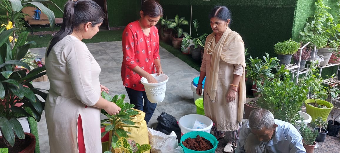 Home Gardening Workshop By Pravin Mishra in Mamura M Block Noida